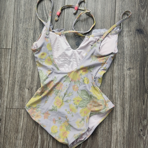 Aerie Floral Print One Piece Swimsuit XS - Picture 5 of 9